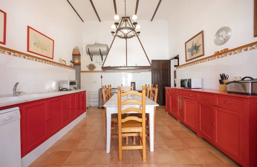 Jerez de la Frontera House | Country House 'La Mariscala' with Private Pool, Wi-Fi and Air Conditioning
