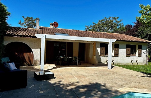 Jau-Dignac-et-Loirac House | Country house 6 persons