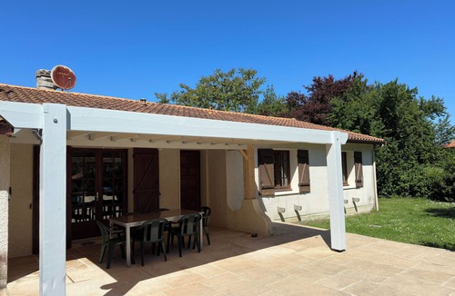 Jau-Dignac-et-Loirac House | Country house 6 persons