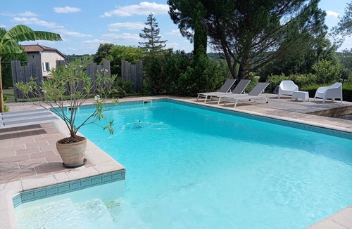 La Sauvetat-sur-Lede House | Country house with swimming pool, summer kitchen.