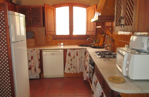 Olesa de Bonesvalls Cottage | country holiday homes - 6 rooms - 6/7 persons