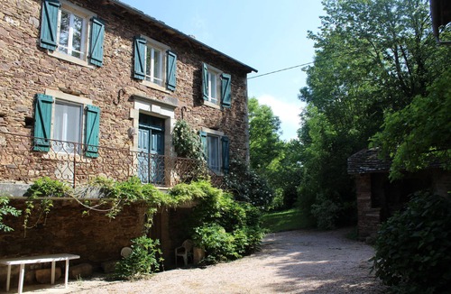 Brousse-le-Chateau Cottage | country holiday home - 5 rooms - 7/9 persons