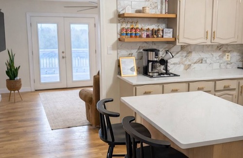 Towanda House | Country Home-10 ACRES