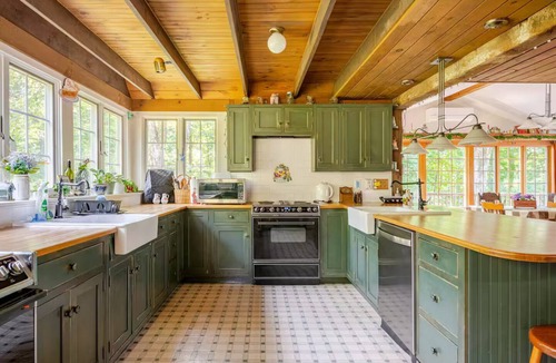 Hatfield House | Country home in beautiful Bucks County
