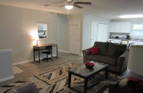 West Lafayette House | Country Home Near Purdue Sleeps 6