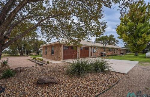 Portales Villa | Country Home