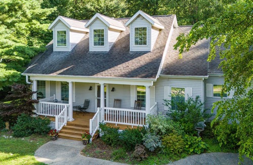 Baroda House | Country Home, Walk to Multiple Wineries