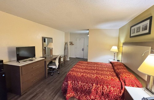 Franklin Hotel | COUNTRY HOST INN