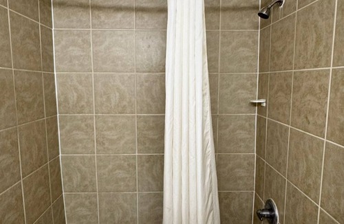 Franklin Hotel | COUNTRY HOST INN