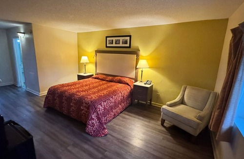 Franklin Hotel | COUNTRY HOST INN