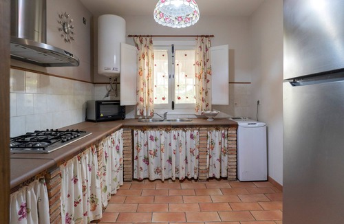 Villacarrillo House | Country House 'Villa Ilusion' with Private Pool, Private Terrace and Wi-Fi