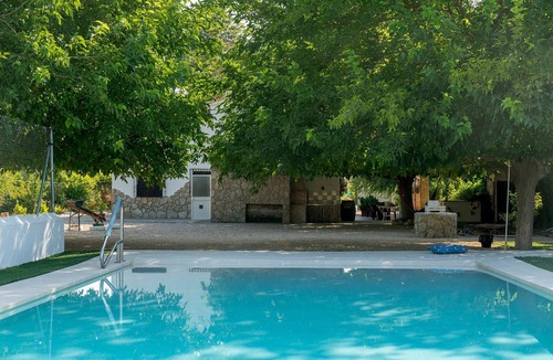 Villacarrillo House | Country House 'Villa Ilusion' with Private Pool, Private Terrace and Wi-Fi