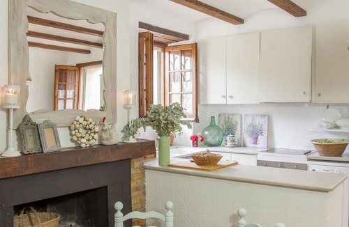 Pujals dels Cavallers Cottage | Country house from the 15th century for 5 people