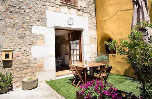 Pujals dels Cavallers Cottage | Country house from the 15th century for 5 people