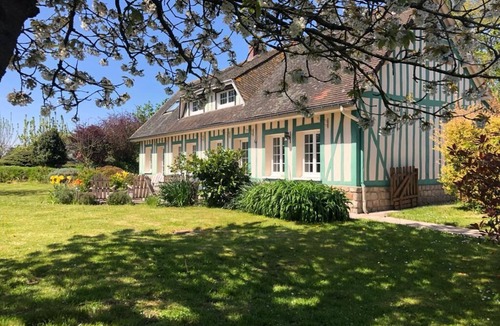 Blosseville House | Country House Garden Pool