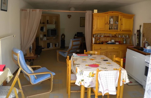 Montagnac-Montpezat Apartment | Country House “Villa Rose” with Shared Terrace and Garden