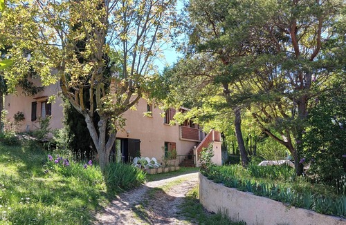 Montagnac-Montpezat Apartment | Country House “Villa Rose” with Shared Terrace and Garden