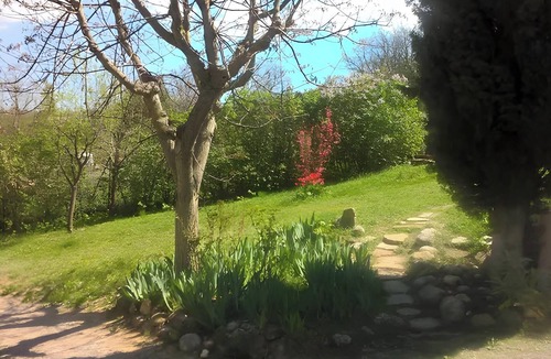 Montagnac-Montpezat Apartment | Country House “Villa Rose” with Shared Terrace and Garden