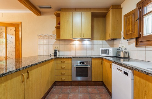 Fogars de la Selva House | Country House 'Mas Vila 1' with Mountain View, Wi-Fi and Air Conditioning