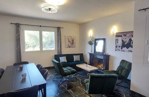 Calig Bed & Breakfast | Country House b&b Villa Pardalot With Sea View