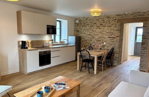 Corseul House | Country house between land and sea