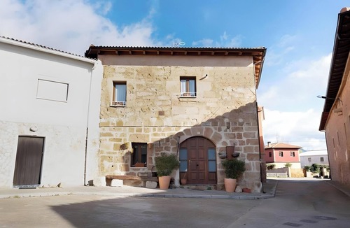 Llano de Bureba House | Country House 'Casa Llano' with Mountain View and Wi-Fi