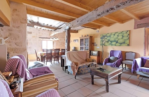 Llano de Bureba House | Country House 'Casa Llano' with Mountain View and Wi-Fi