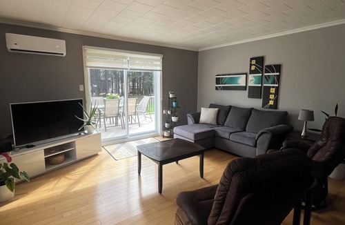 Saint-Pacome House | Country house