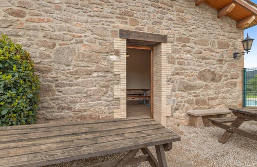 Cardona House | Country House 'Cal Miró' with Mountain View, Wi-Fi