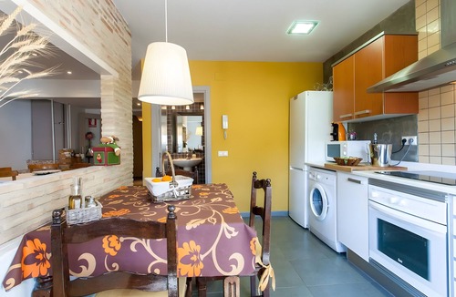Alfondeguilla House | Country House 'Can Pitu' with Mountain View, Private Terrace and Air Conditioning