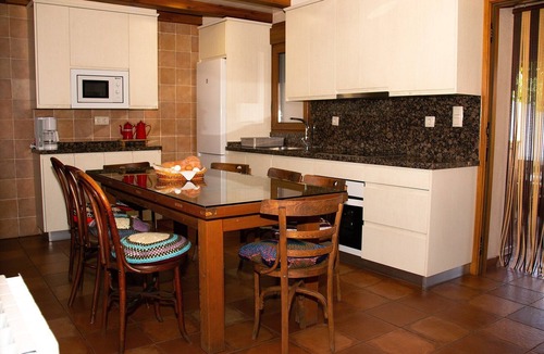Turegano House | Country House 'Casa Mariano' with Mountain View, Private Terrace and Wi-Fi