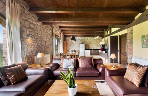 Sagas House | Country House 'Casamira' with Mountain View, Private Pool and Wi-Fi