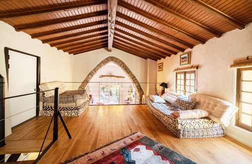 Corsavy House | Country House 'Chapelle De Léca' with Mountain View, Private Terrace and Wi-Fi