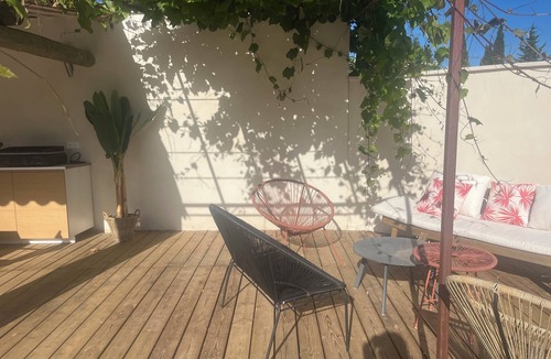 Piolenc House | Country house close to all amenities