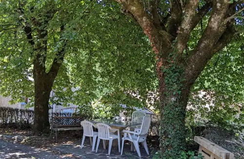 Cambounes House | Country House – Comfort, Private Garden, and a Nature Retreat in Cambounès