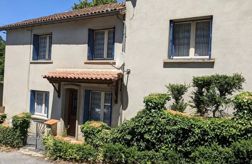 Cambounes House | Country House – Comfort, Private Garden, and a Nature Retreat in Cambounès