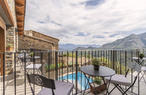 Conca de Dalt House | Country House 'Cova Cuberes' with Mountain View, Private Pool and Wi-Fi