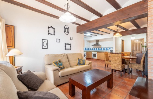 Chulilla House | Country House 'Cueva Del Gollisno' with Mountain View and Wi-Fi