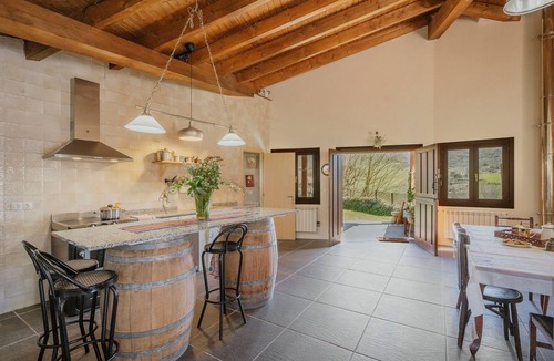 Villagalijo House | Country House 'El Astial' with Mountain Views, Private Terrace and Wi-Fi