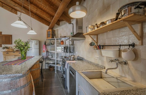 Villagalijo House | Country House 'El Astial' with Mountain Views, Private Terrace and Wi-Fi