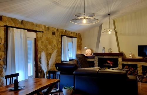 Las Nogueras House | Country House 'El Berral' with Mountain View and Balcony