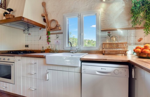 Pedreguer House | Country House 'El Castellet De L'Ocaive' with Mountain View, Wi-Fi and Air Conditioning