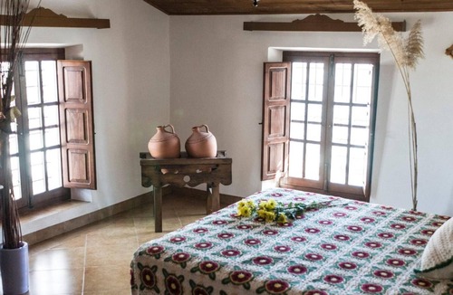 Mula House | Country House 'El Milano' with Mountain View, Wi-Fi and Air Conditioning