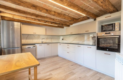 Gargalla House | Country House 'El Molí' with Mountain View, Private Terrace and Wi-Fi