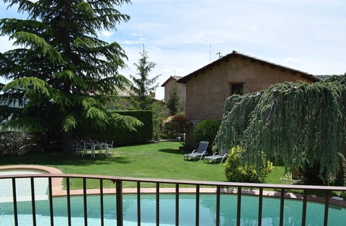 Oden House | Country House 'El Racó D'Espunyes' with Mountain View, Private Pool and Wi-Fi