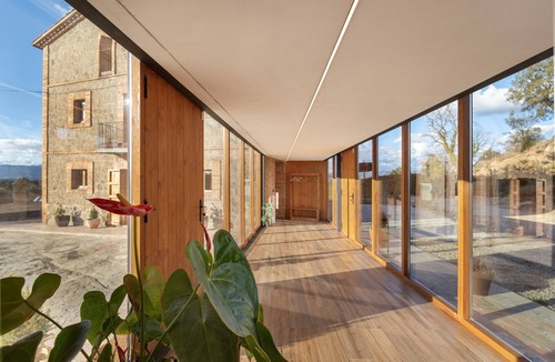 Sagas House | Country House 'El Salvans' with Mountain View, Wi-Fi and Air Conditioning
