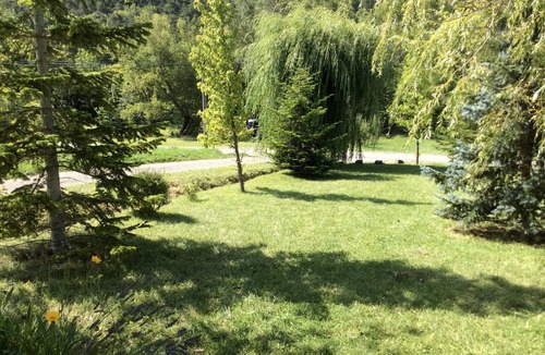 Bezaudun-sur-Bine Villa | Country house sleeps 15 Ideal for holidays with family or friends