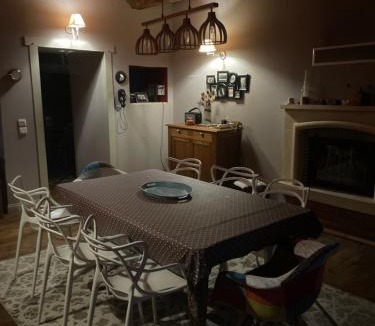 La Chapelle-Blanche Villa | country house with pool