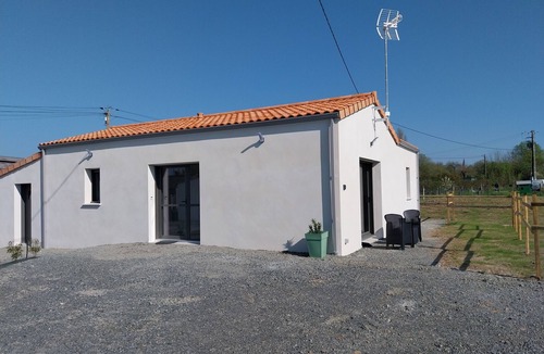 La Plaine House | Country house