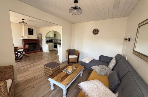 Saint-Gilles-du-Mene House | Country house